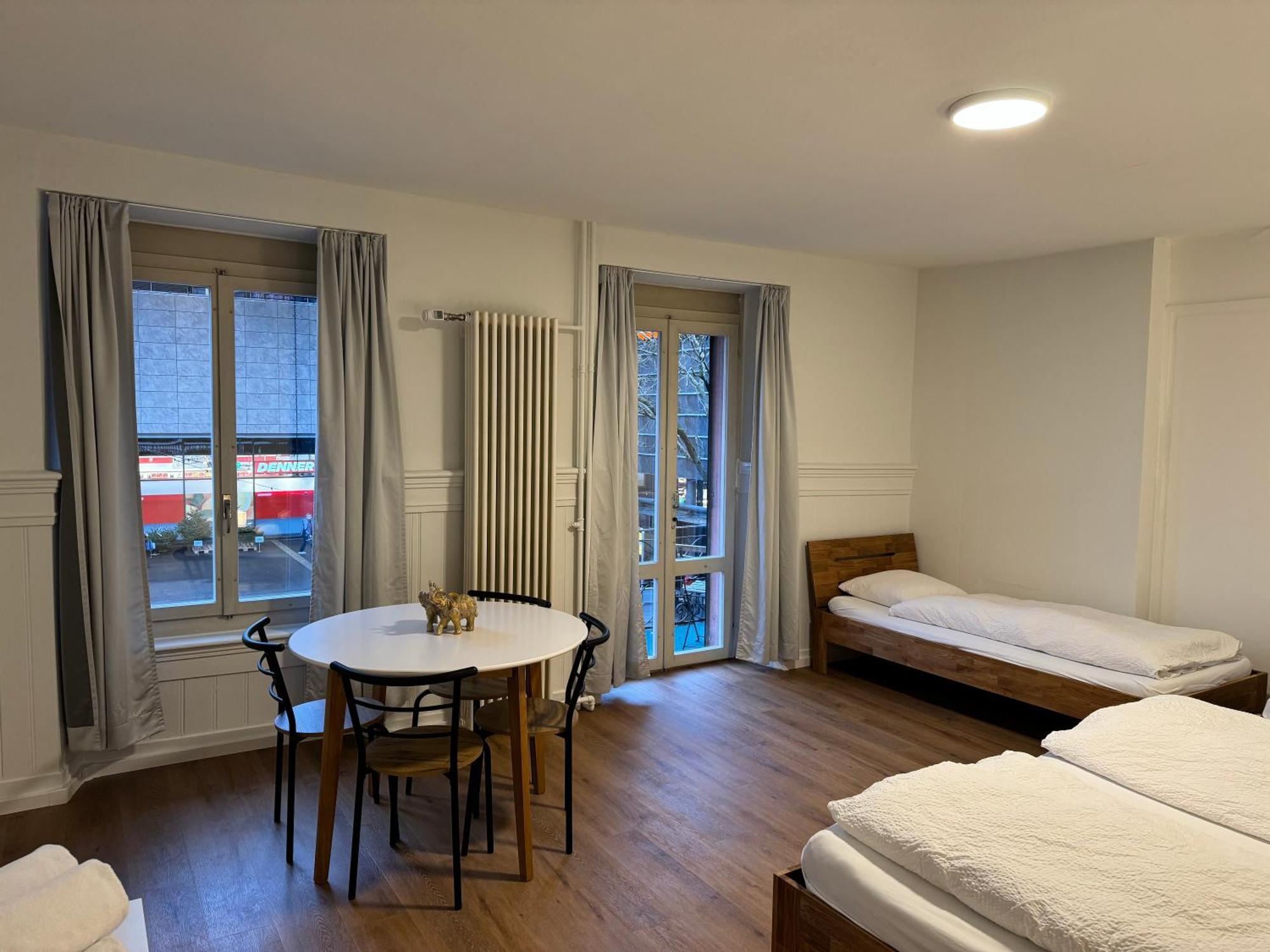 Downtown Family&Friends Apartment อินเทอร์ลาเคน ภายนอก รูปภาพ