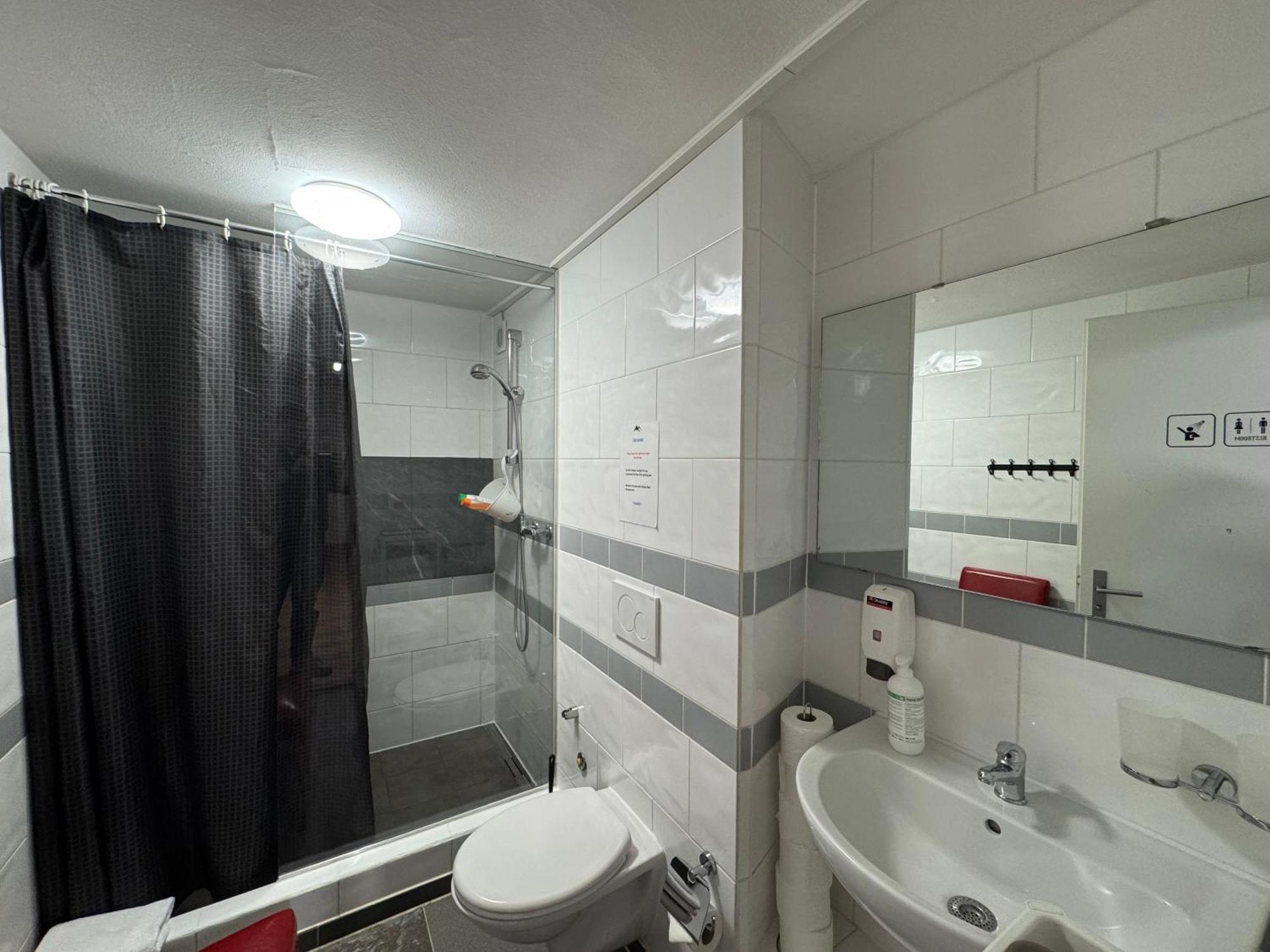 Downtown Family&Friends Apartment อินเทอร์ลาเคน ภายนอก รูปภาพ